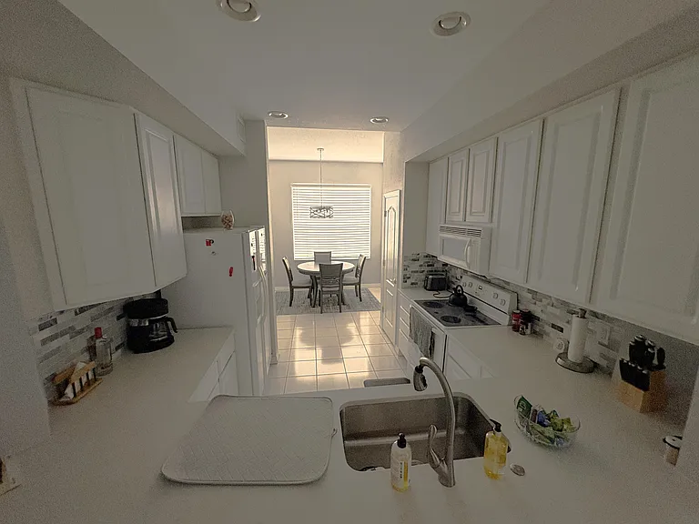 101 Ravinia Cir — Photo 8