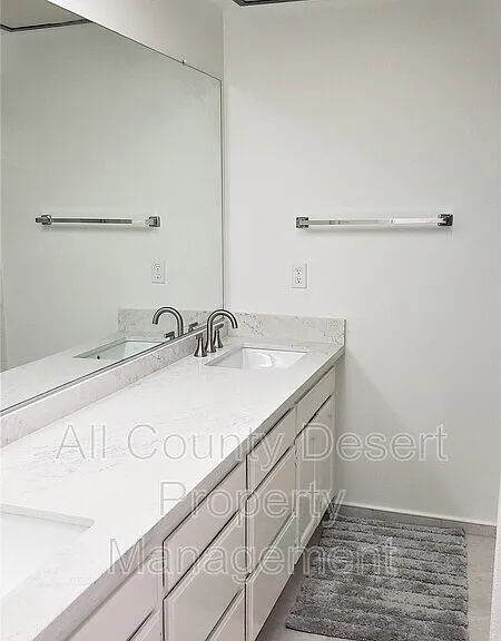 1675 Fairway Cir — Photo 9
