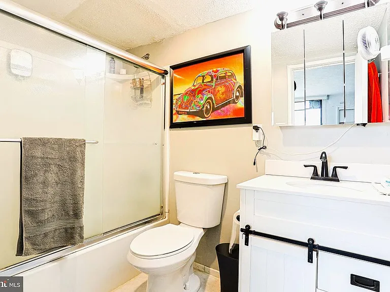 3422 Forest Ln #D-3 — Photo 7