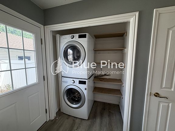 5th image of 217 Georgetown Dr Unit 1
