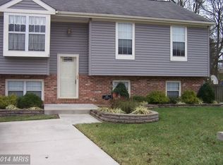 105 Sunlight Cir, Glen Burnie, MD 21061