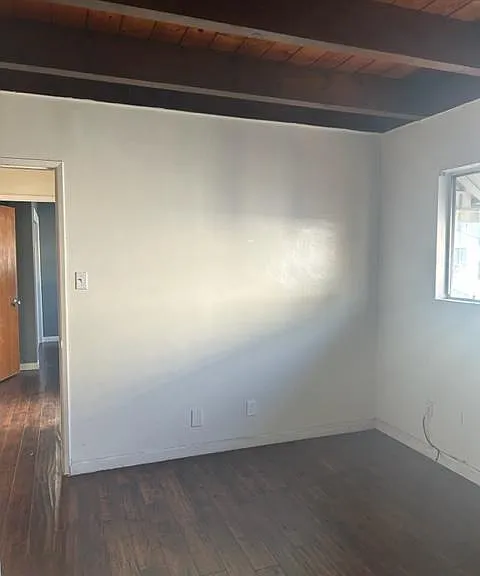 1052 N Obispo Ave — Photo 17