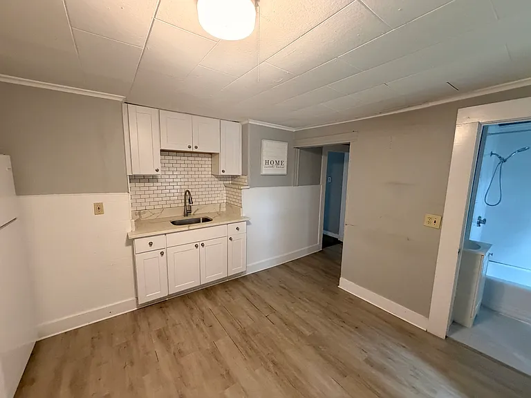 39 Franklin St #1B — Photo 16