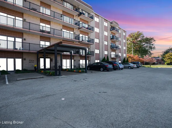 4180 Lyndon Way Unit 102, Saint Matthews, KY 40207