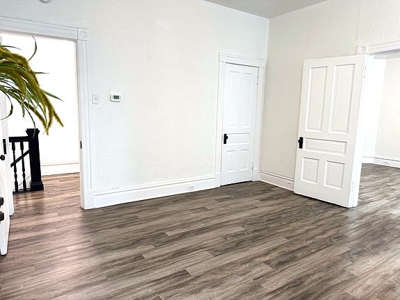 5th image of 3454 Alberta St #54A