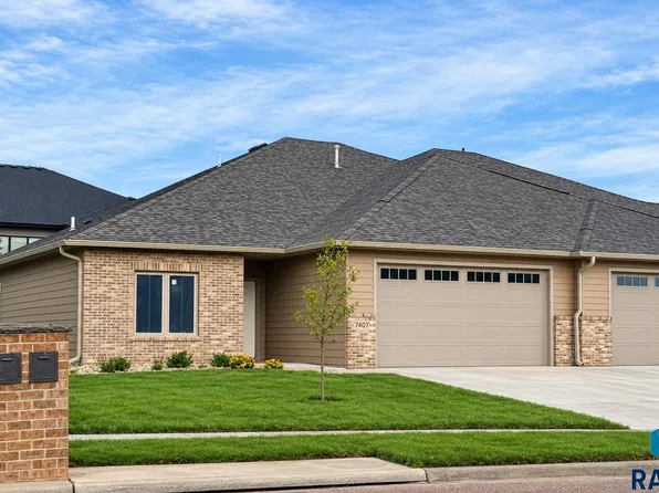 7407 S Grand Arbor Ct, Sioux Falls, SD 57108