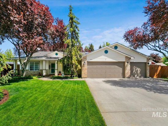 8482 W Marcum Ct, Boise, ID 83704