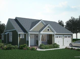 17 Old McIntire Rd, York, ME 03909