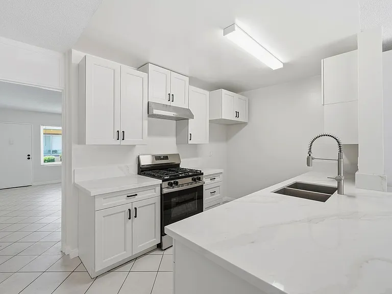 1531 E La Palma Ave #F1 — Photo 5