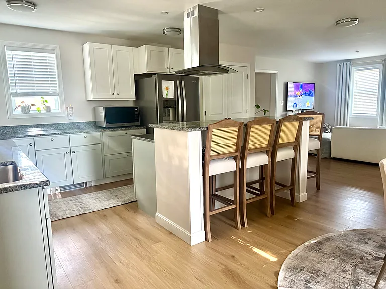 103 Brook St #3 — Photo 1