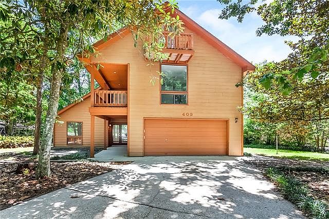 1st image of 409 Yaupon Dr