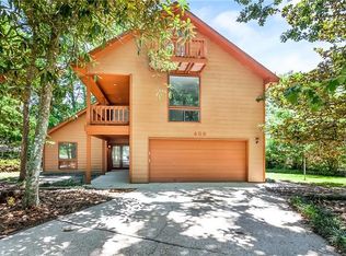 409 Yaupon Dr, Mandeville, LA 70471