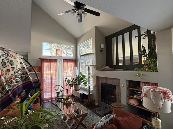 805 Summer Hawk Dr, Longmont, CO 80501