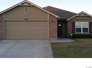 15201 109th Pl, Owasso, OK 74055