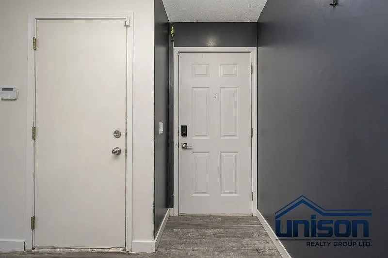 5 bed, 2.5 bath, 1321 sqft, $2,950 — Photo 1