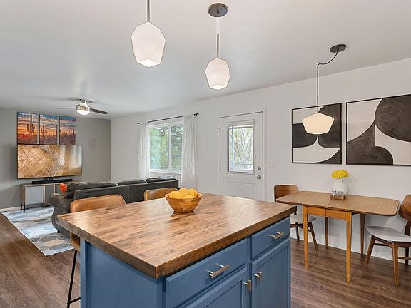 3rd image of 1024 Tierra Ln #C