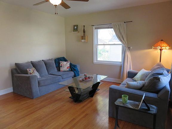 2nd image of 337 Palmer St