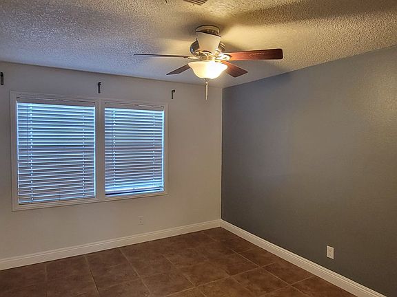 4th image of 6808 Arroyo Ave