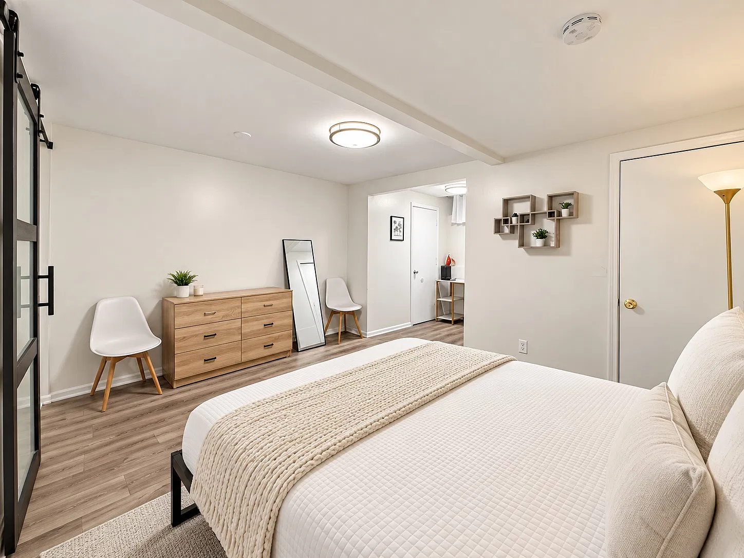 1 bed, $2,200 — Photo 3