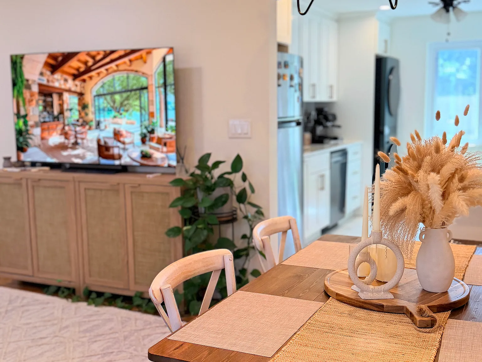 2 bed, 950 sqft, $2,800 — Photo 4