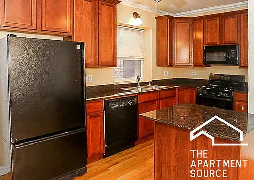 634 W Roscoe St #1N Photo 1