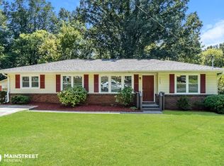 3905 Pinewood Dr, Adamsville, AL 35005
