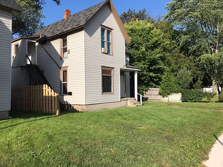 1131 S Main St #3 — Photo 1