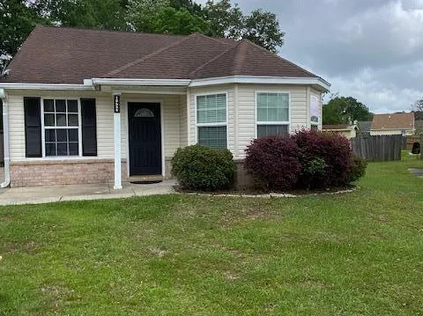 10654 Red Bud Ct, Gulfport, MS 39503