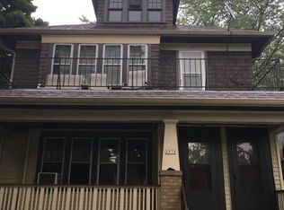 2574 N 70th St, Wauwatosa, WI 53213