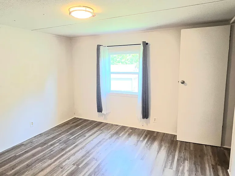 513 Horseshoe Lake Rd — Photo 20