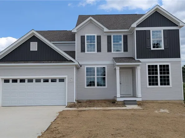 3753 Golden Wood Way, Uniontown, OH 44685