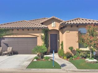 2472 S Via Certosa Dr, Fresno, CA 93727