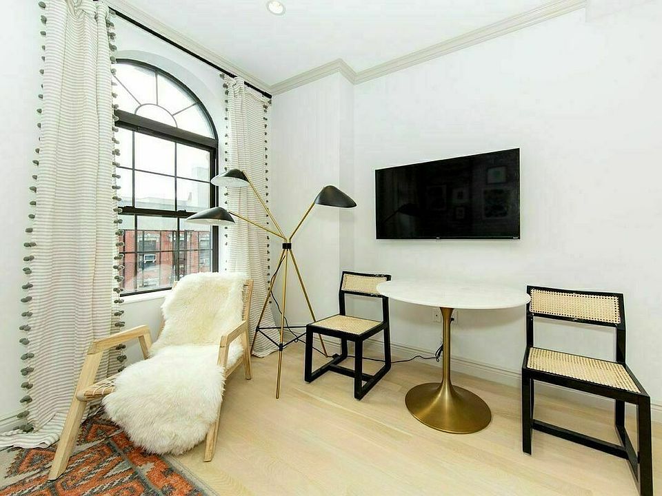 1st image of 156 Stanton St #4C