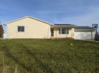 487 S Fletcher Rd, Chelsea, MI 48118