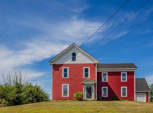 73 High St, Thomaston, ME 04861