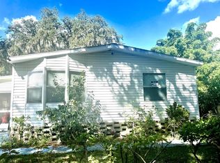 4245 Seaberg Rd, Zephyrhills, FL 33541