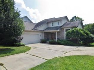 270 Reid Rd, Highland, MI 48357