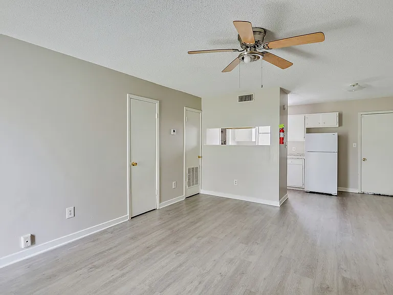 2932 Highway 468 — Photo 3