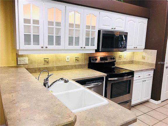 2nd image of 1326 Avonwood Ct