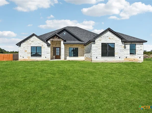 11211 Golden Eagle Ave, Salado, TX 76571