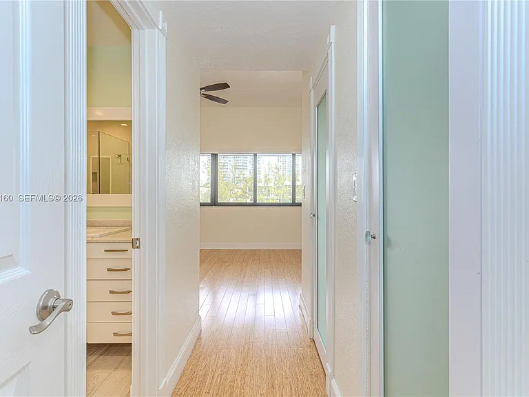 231 Poinciana Dr #401 — Photo 17