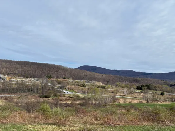 125 Farmers Inn Road, Hoosick Falls, NY 12090