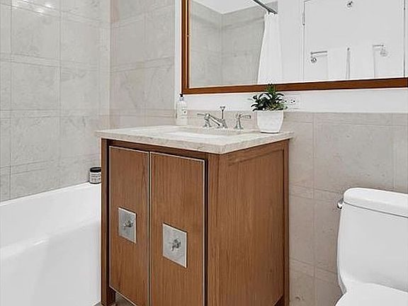 4th image of 200 W End Ave APT 8N