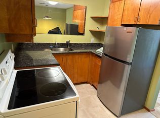 1304 E Harrison St APT 1, Seattle, WA 98102