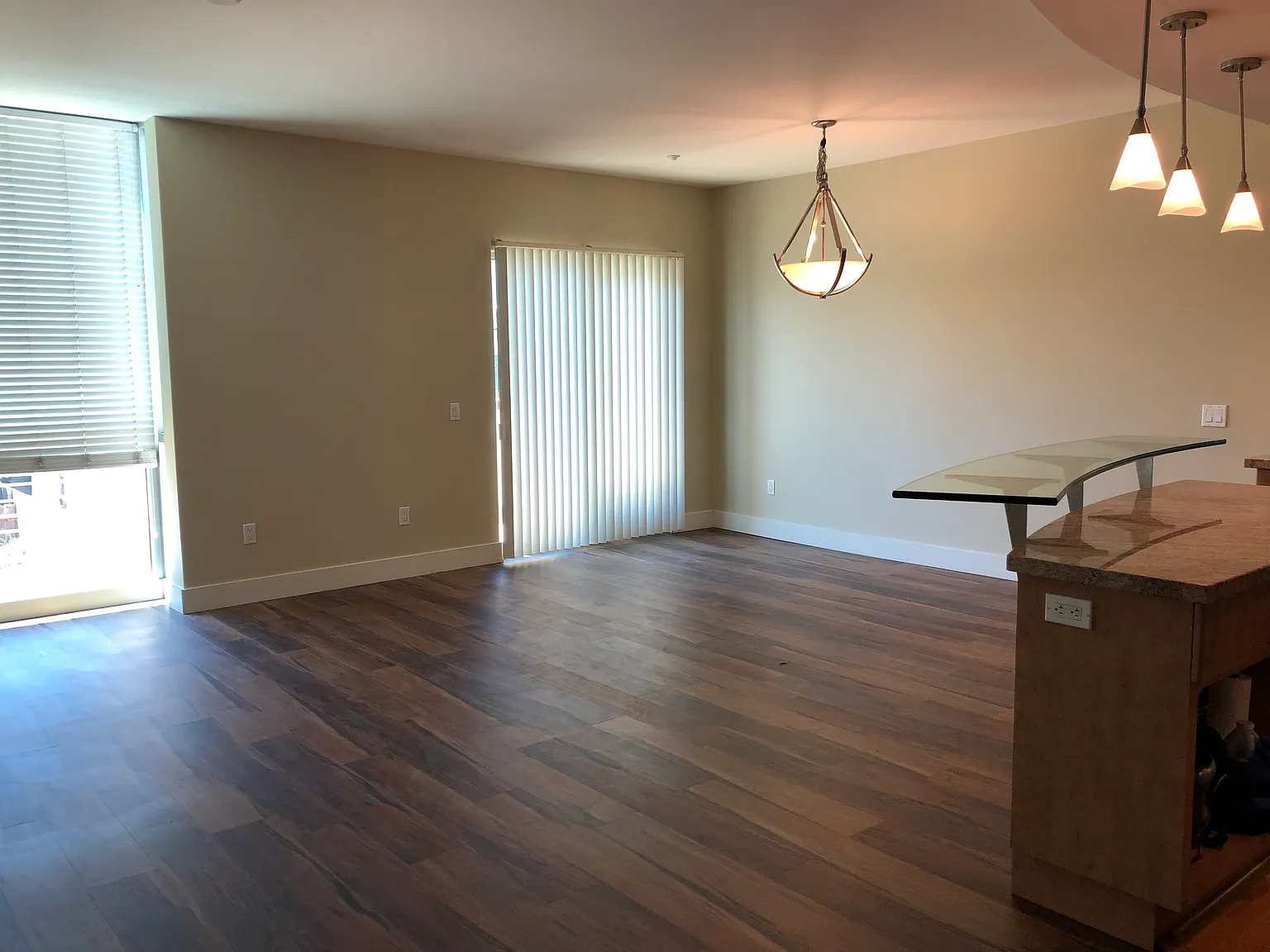 2 bed, 2.5 bath, 1542 sqft, $4,150 — Photo 3