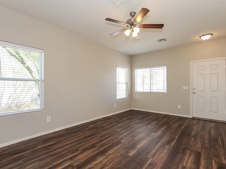 13148 W Redfield Rd — Photo 3