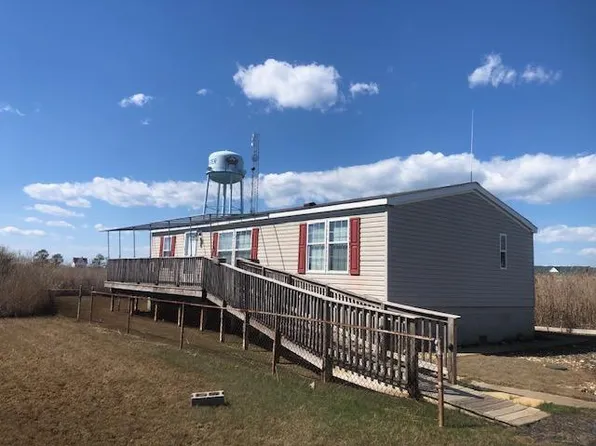 4405 Twin John Ln, Tangier, VA 23440