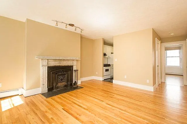 30 Temple St #3 — Photo 2