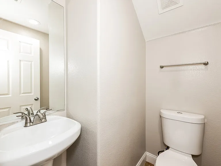 869 Shining Rose Pl — Photo 16