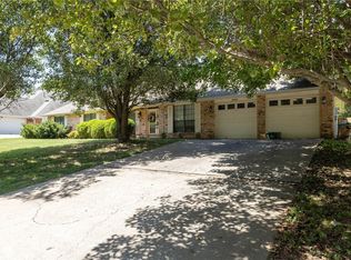 1643 N Arthurs Ct, Fayetteville, AR 72701